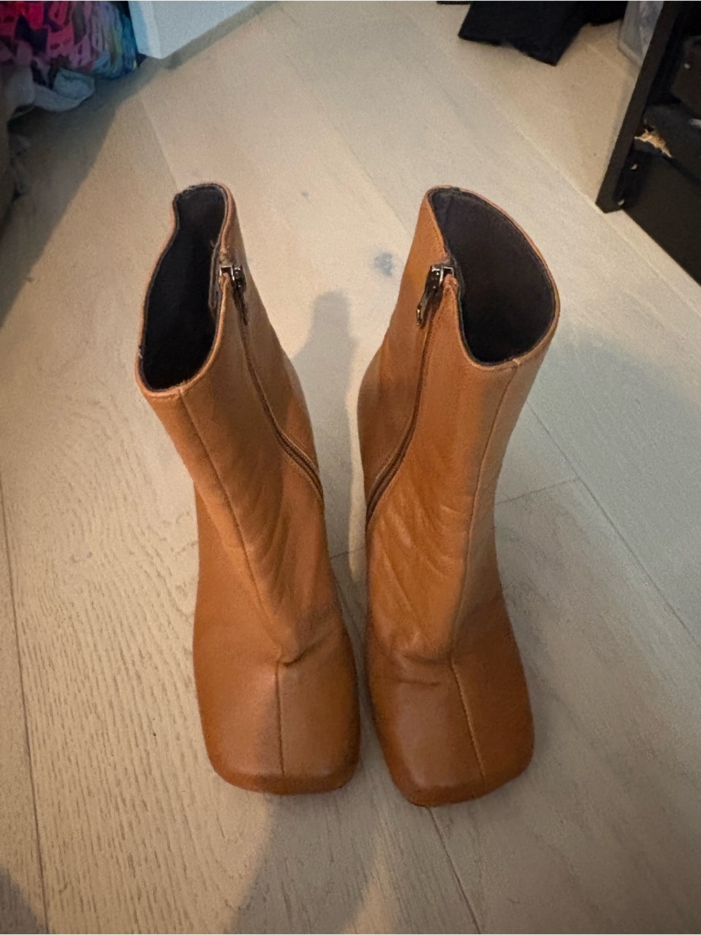 L'INTERVALLE Tan Square-Toe Leather Ankle Boots